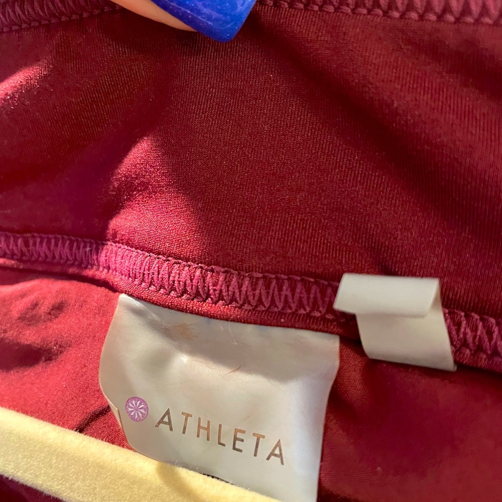 Athleta walking skirt, maroon, size 12.